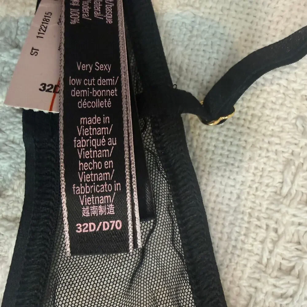 Victoria's Secret Very Sexy 32D strappy low cut demi choker bra BC3 3216